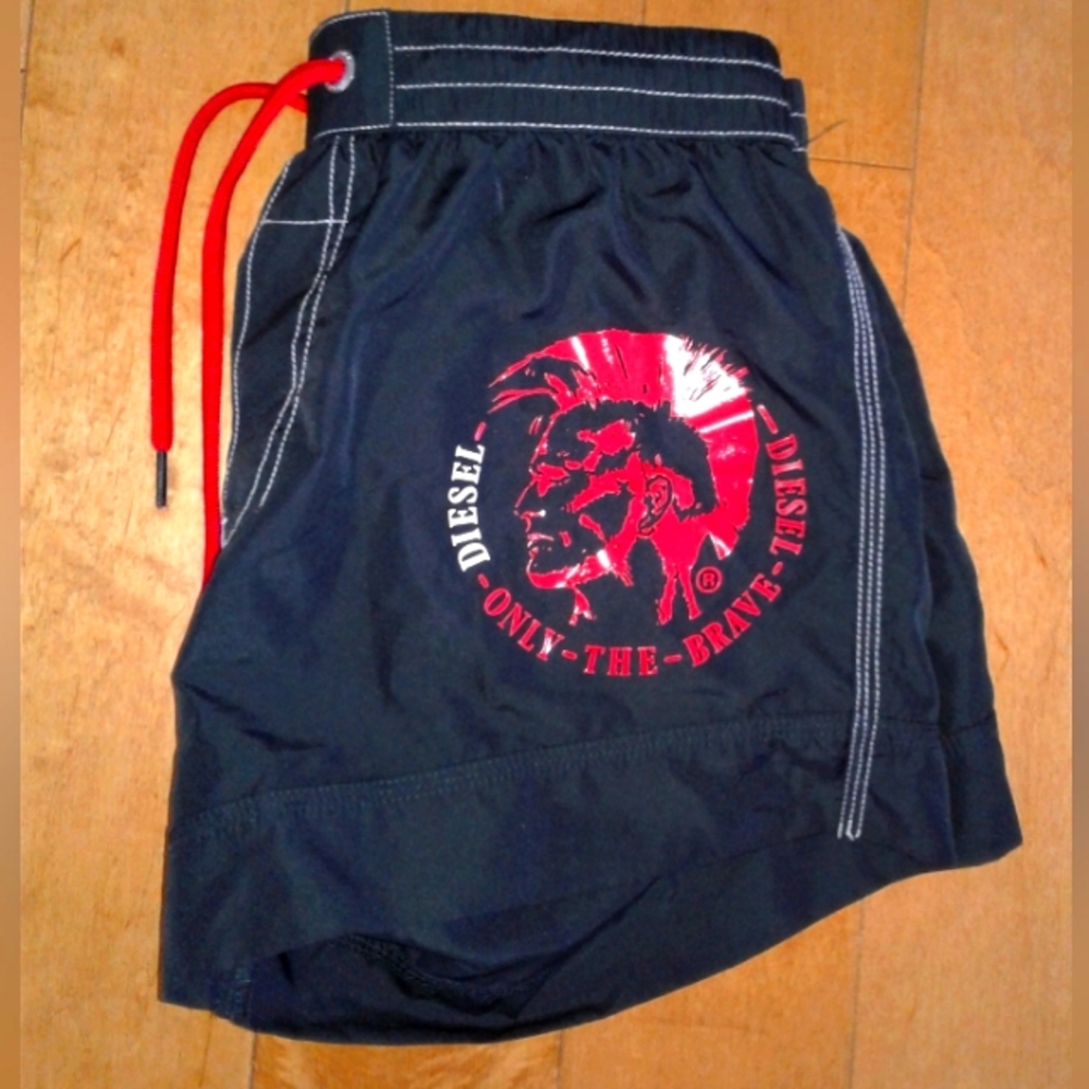 DIESEL Beach-Wear Swim / Bathing Trunks Board Shorts Size S Sandy Mohican black
